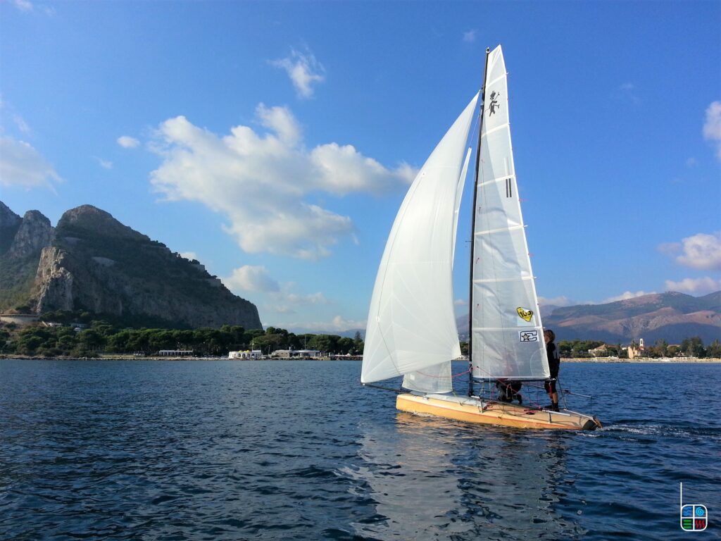 Bamboo_Fiber_Yacht_Sailing_Test_Mondello